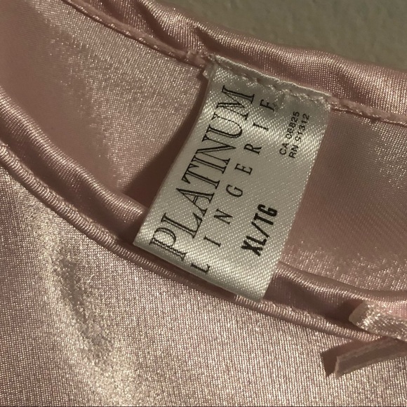 Vintage Platinum Lingerie pink sleeveless top - Picture 11 of 12